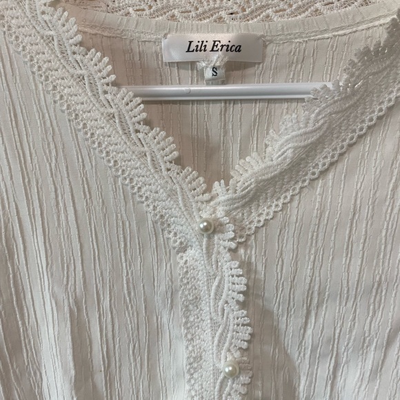 Blouse with lace and pearl detail - Picture 3 of 3
